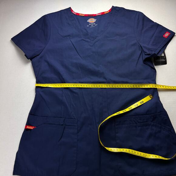 Dickies Scrubs EDS SIGNATURE Women's Blue Fit V-Neck Size M NWT - Picture 5 of 6